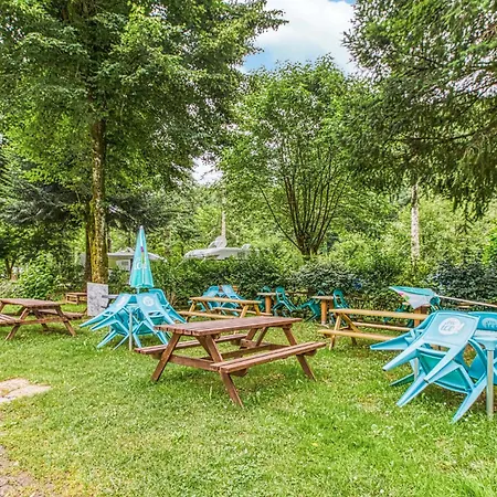 Camping Amazing Stacaravan In Conques-en-rouergues Conques-en-Rouergue
